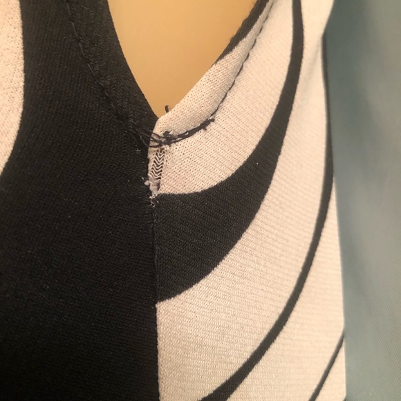 Classy abstract business casual dress, 4P - Picture 5 of 5